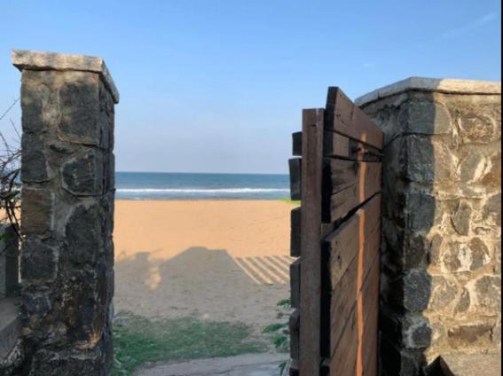 Serene Sea Access 3 Bhk With Shared Pool & Shared