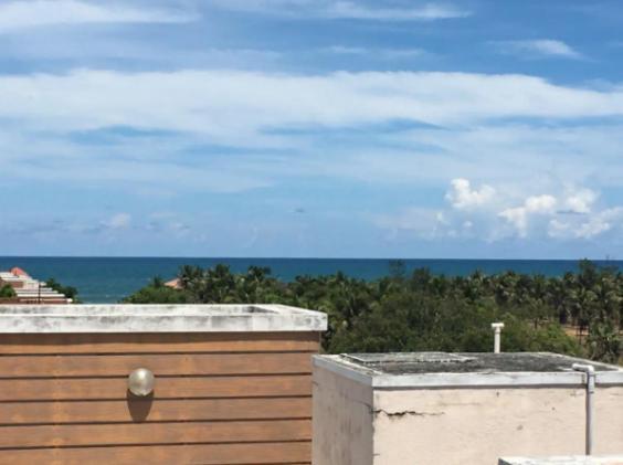 Serene Sea Access 3 Bhk With Shared Pool & Shared *